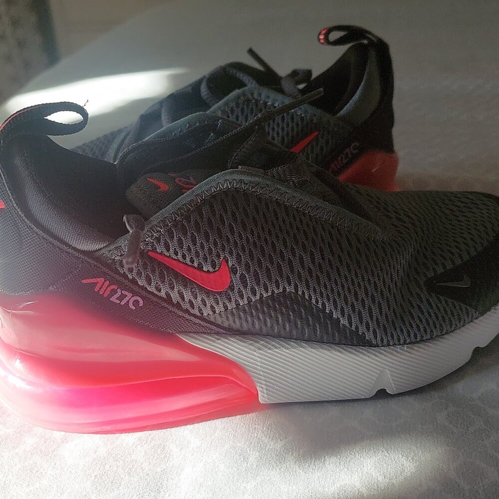 Nike air 270